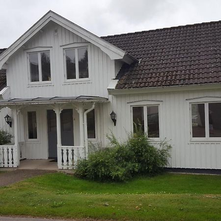 Hagabergets Vandrarhem Ullared Exterior foto